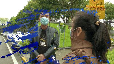 DƬ